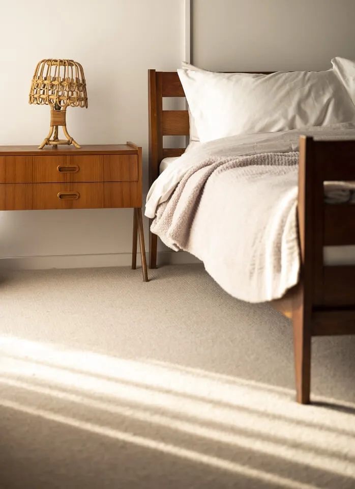 studio in the DAY / Carpet Floor